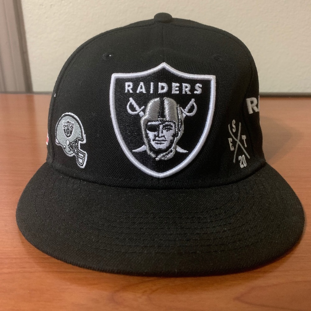 New Era Black LA Raiders Patch Fitted Hat